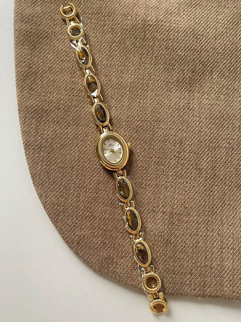 שעון נשים יוקרתי – אלגנטיות קלאסית לכל הופעה