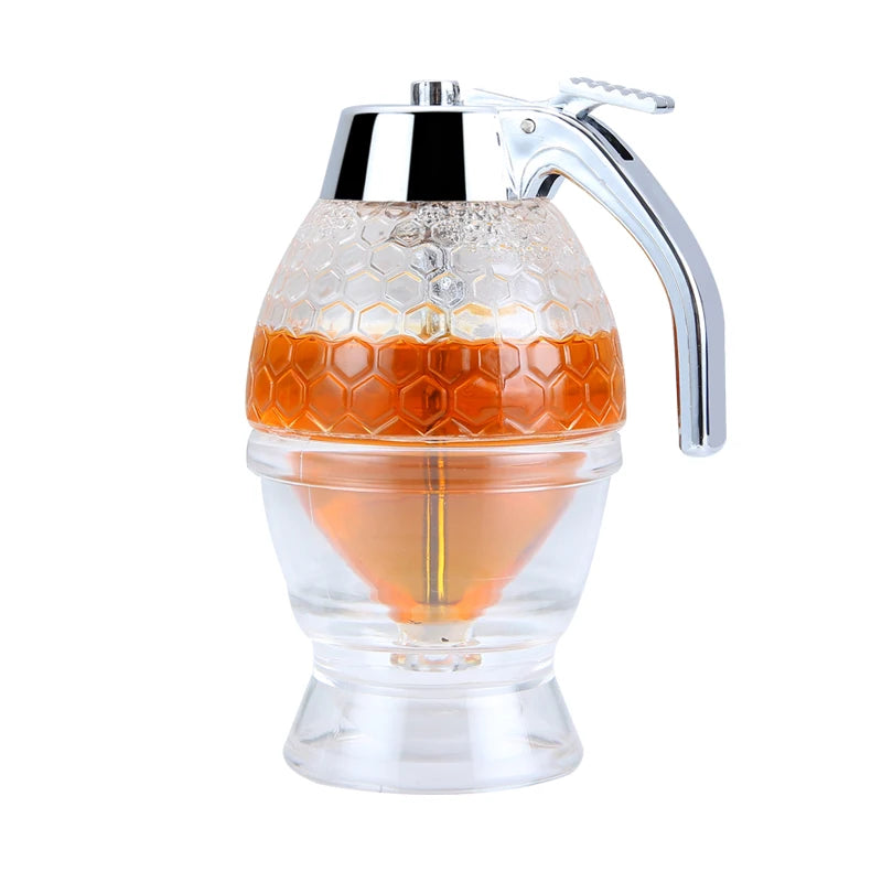 "שמור על כל טיפה של דבש, שמן או סירופ – כד אחסון נייד אלגנטי שמפגיש בין פרקטיות ליופי. מושלם למטבח, מספק סדר ונגישות מיידית, והופך כל רגע של בישול לחוויה נעימה ומיוחדת."